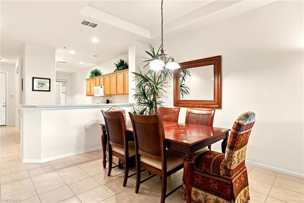 4874 Hampshire Ct, Unit 303, Naples, FL 34112 Photo