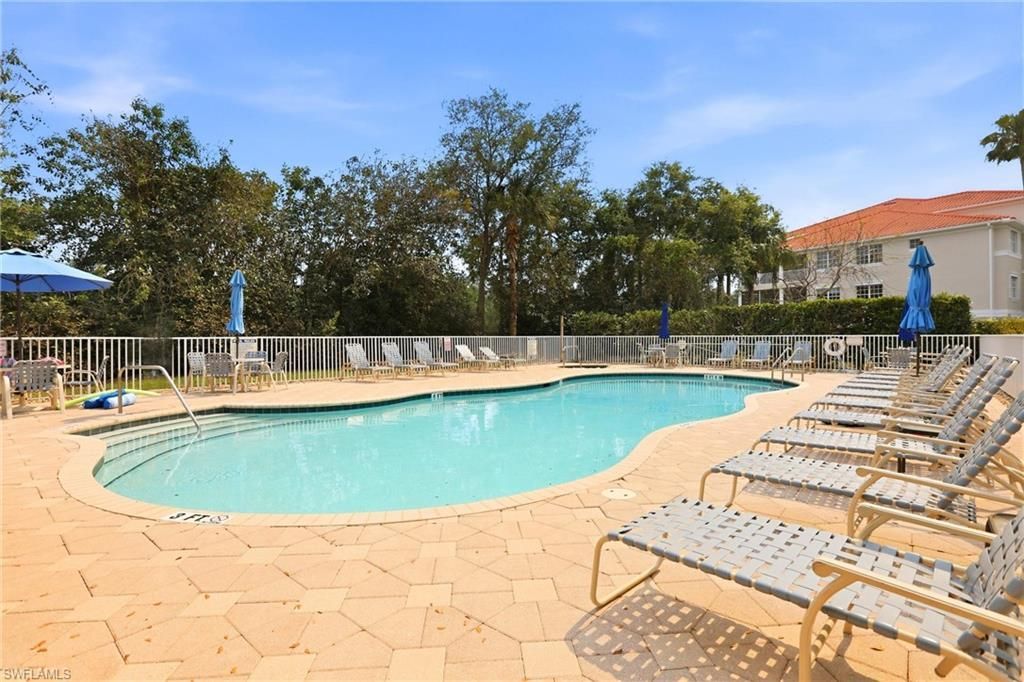 4874 Hampshire Ct, Unit 303, Naples, FL 34112 Photo