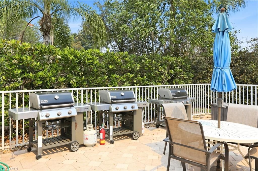 4874 Hampshire Ct, Unit 303, Naples, FL 34112 Photo