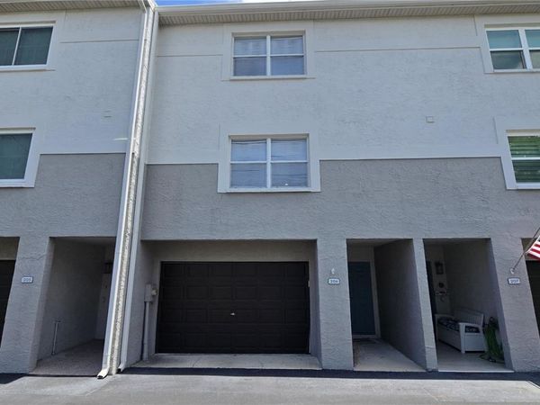 521 PINELLAS BAYWAY S, Unit 206, TIERRA VERDE, FL 33715
