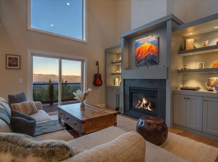 14395 Skislope Way , Truckee, CA 96161 Photo