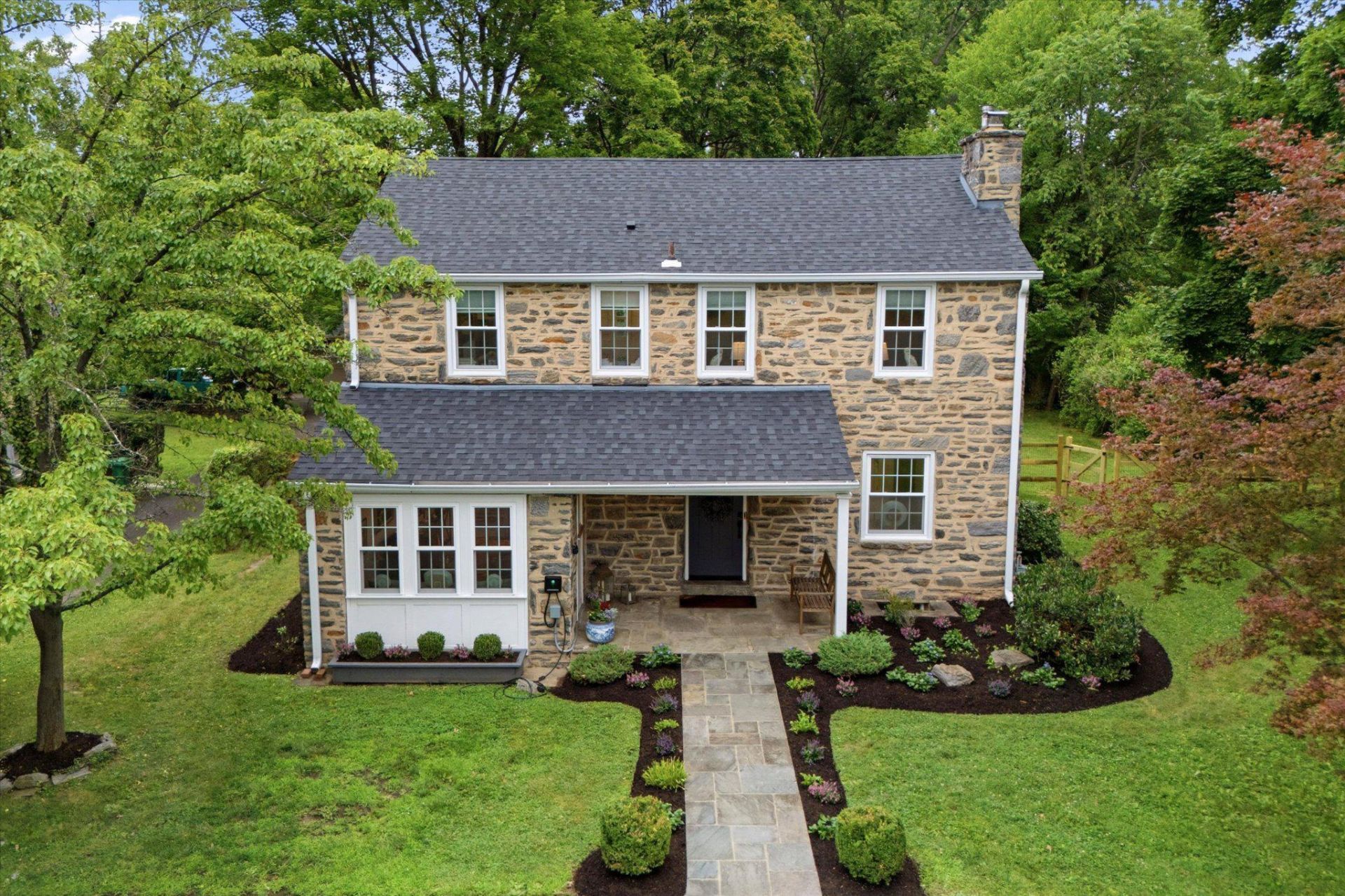 49 W SKIPPACK PIKE , AMBLER, PA 19002