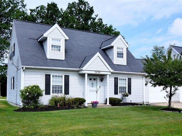 5254 Liberty Lane , Willoughby, OH 44094