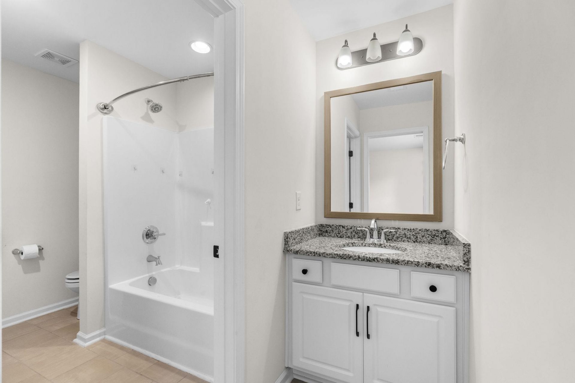 5116 Country Pine Dr.  Photo 42