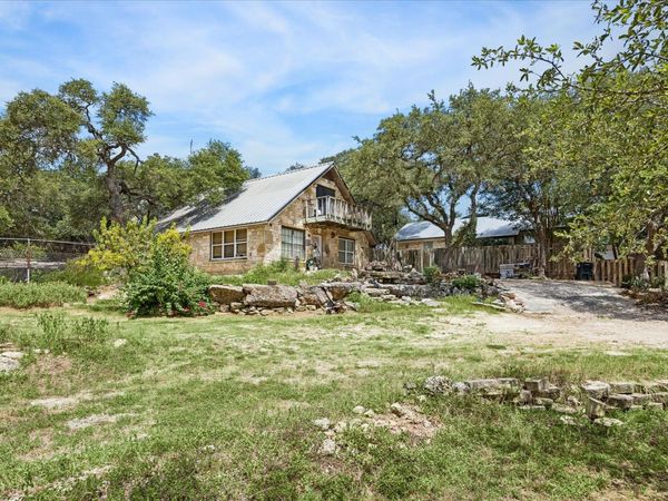 180 Donna DR, Wimberley, TX 78676