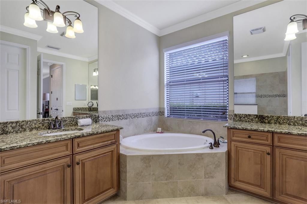 9530 Piacere Way , Naples, FL 34113 Photo