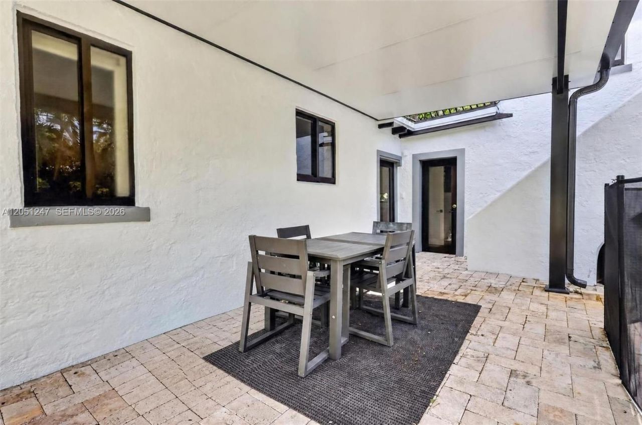 76 NW 97th St, Miami Shores, FL 33150 Photo