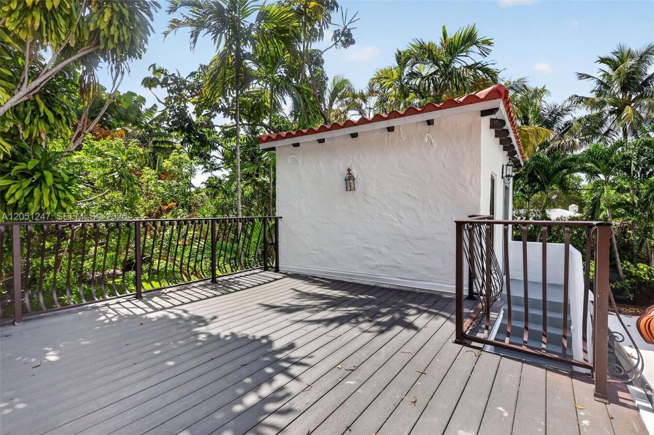 76 NW 97th St, Miami Shores, FL 33150 Photo