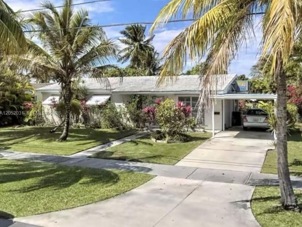 19120 Bel Aire Dr , Cutler Bay, FL 33157