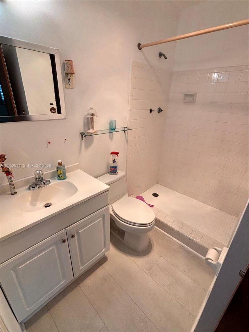19120 Bel Aire Dr, Cutler Bay, FL 33157 Photo
