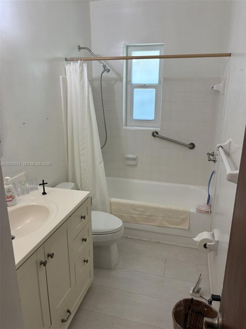 19120 Bel Aire Dr, Cutler Bay, FL 33157 Photo
