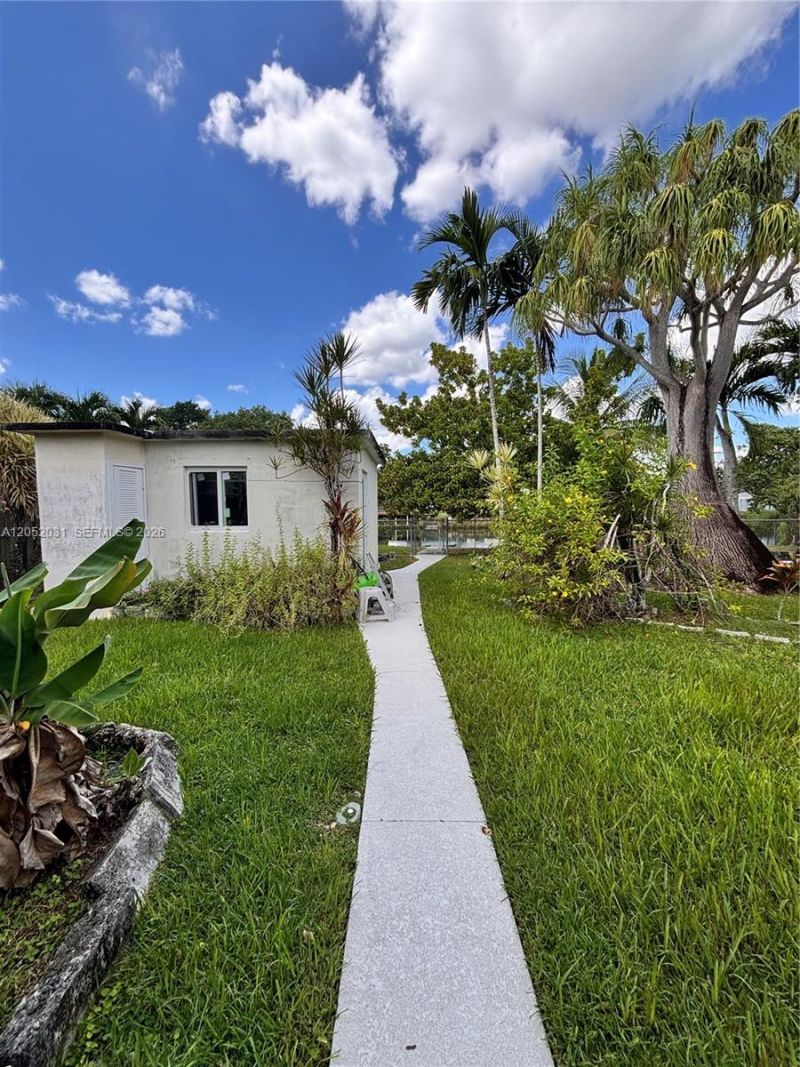 19120 Bel Aire Dr, Cutler Bay, FL 33157 Photo