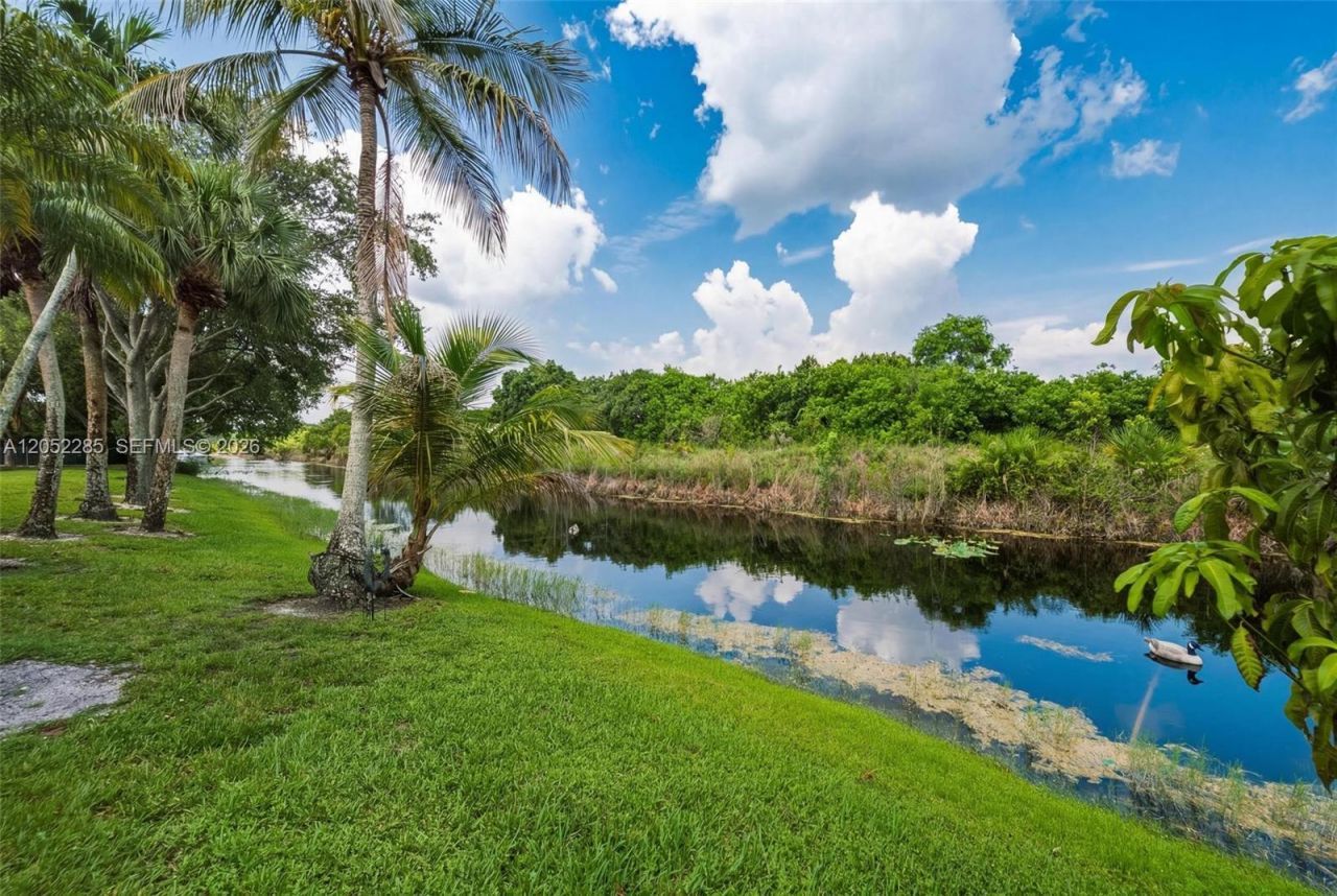 5818 NW 126th Ter, Coral Springs, FL 33076 Photo