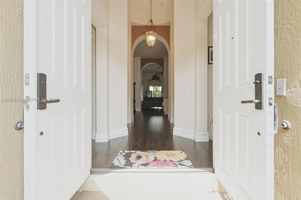 5818 NW 126th Ter, Coral Springs, FL 33076 Photo