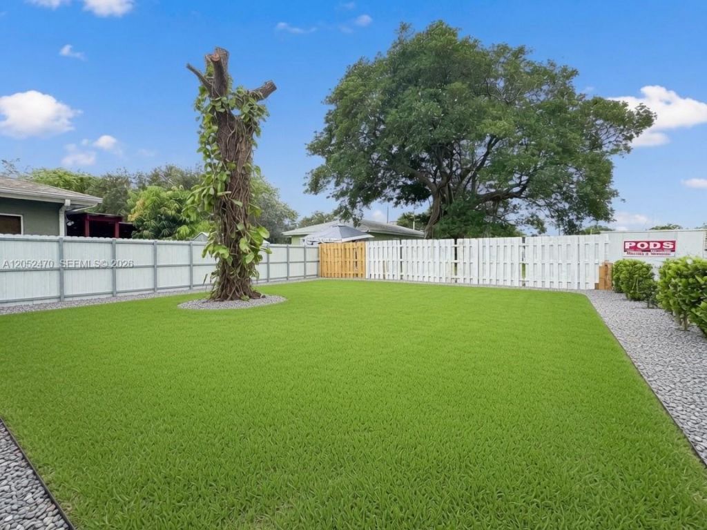 5312 NW 24th Ct , Miami, FL 33142 Photo