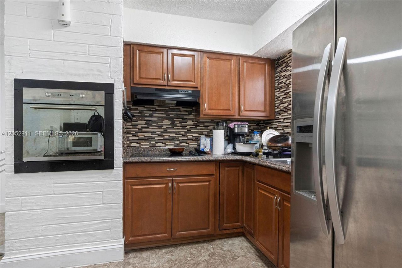 7501 Granada Blvd , Miramar, FL 33023 Photo