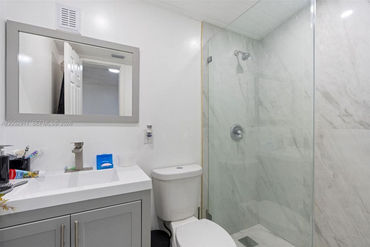 7501 Granada Blvd , Miramar, FL 33023 Photo