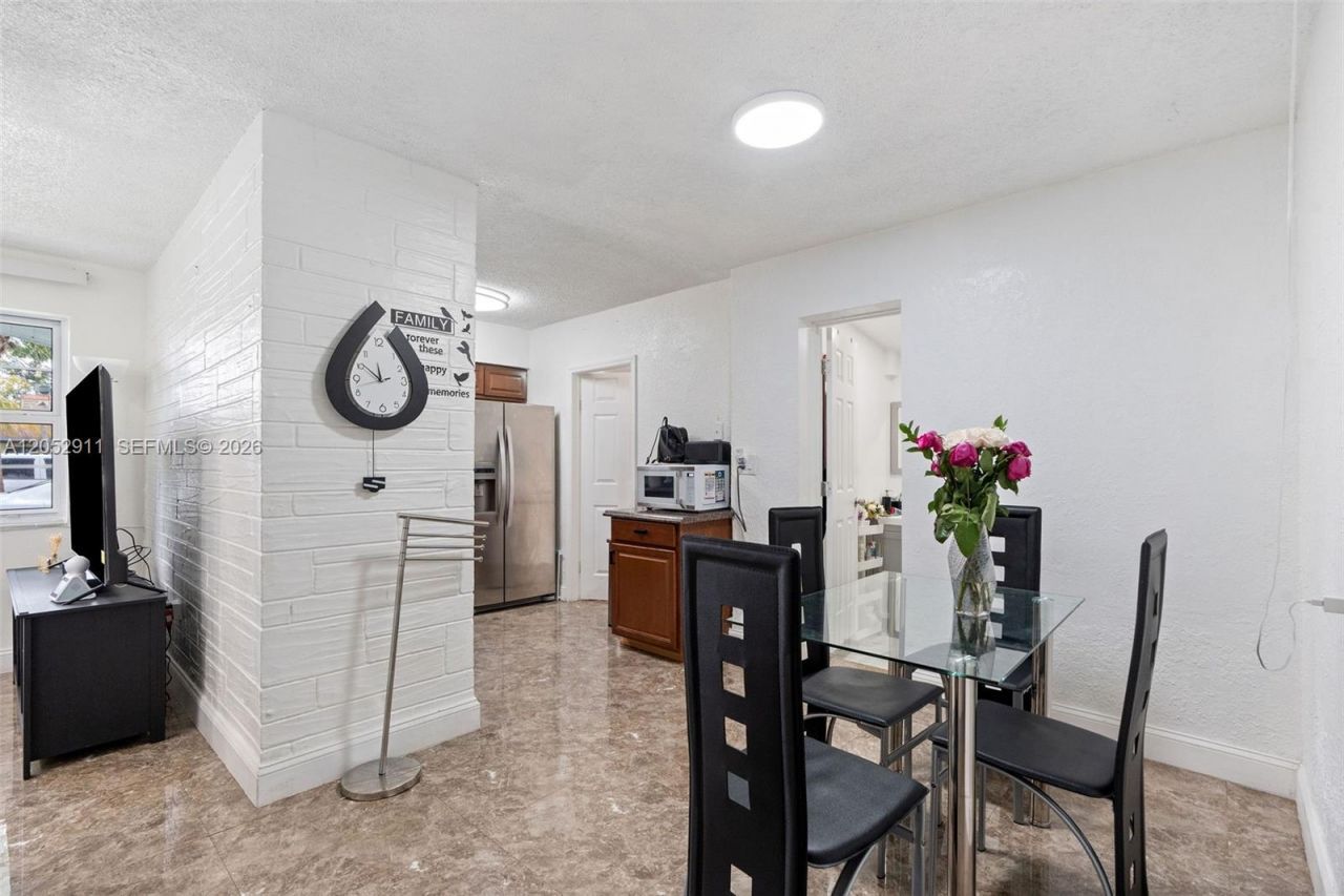 7501 Granada Blvd , Miramar, FL 33023 Photo