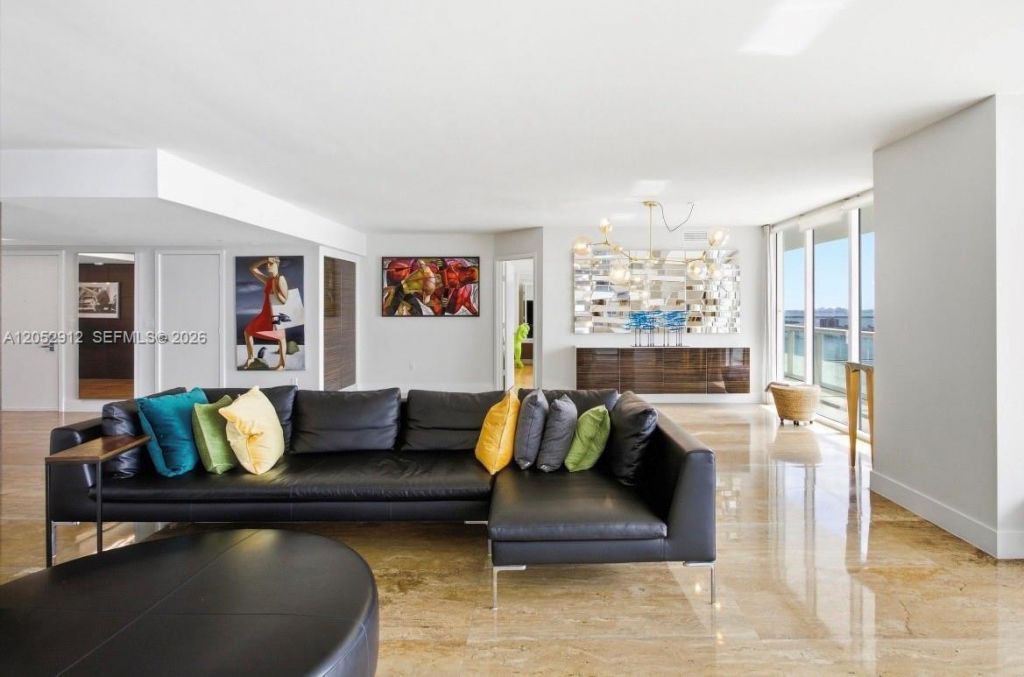 50 Biscayne Blvd , Unit 2510, Miami, FL 33132 Photo