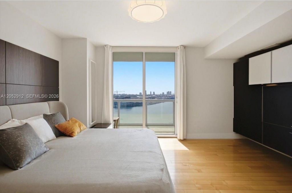50 Biscayne Blvd , Unit 2510, Miami, FL 33132 Photo
