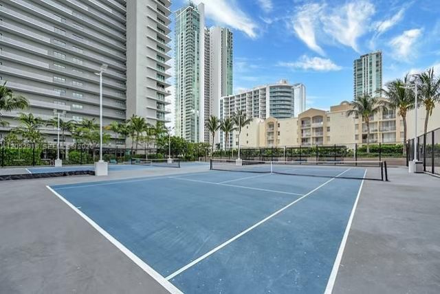 480 NE 31st Street, Unit 1602, Miami, FL 33137 Photo
