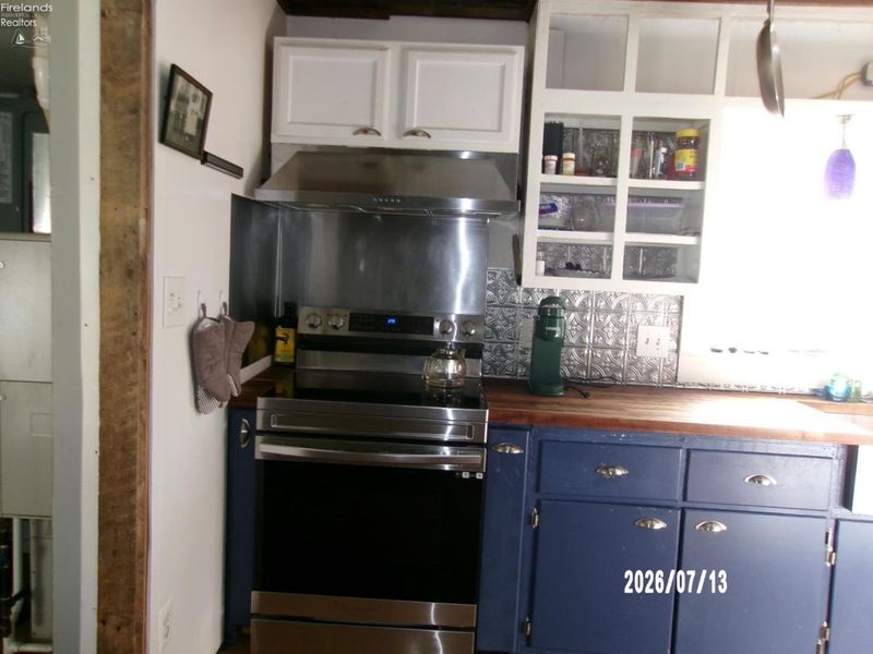 208 W Washington Street, Oak Harbor, OH 43449 Photo 16