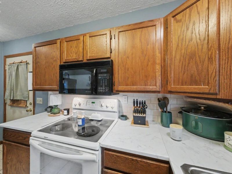34 Brooks Court, Plymouth, OH 44865 Photo 10