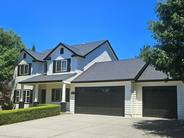 241 Fieldbrook Court, Medford, OR 97504