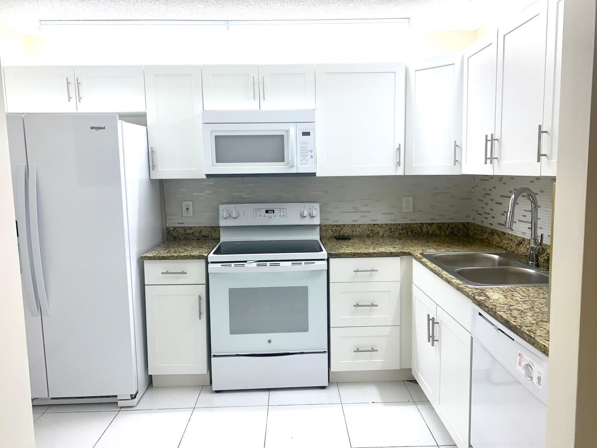3104 Waterview Circle, Palm Springs, FL 33461 Photo