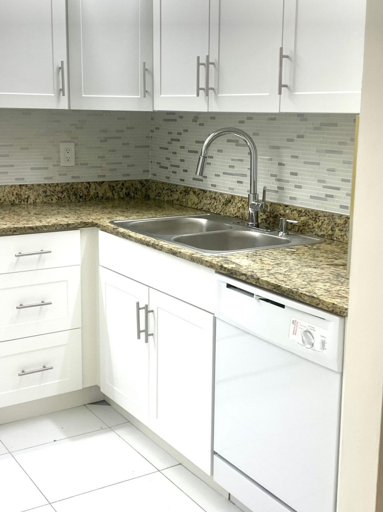 3104 Waterview Circle, Palm Springs, FL 33461 Photo