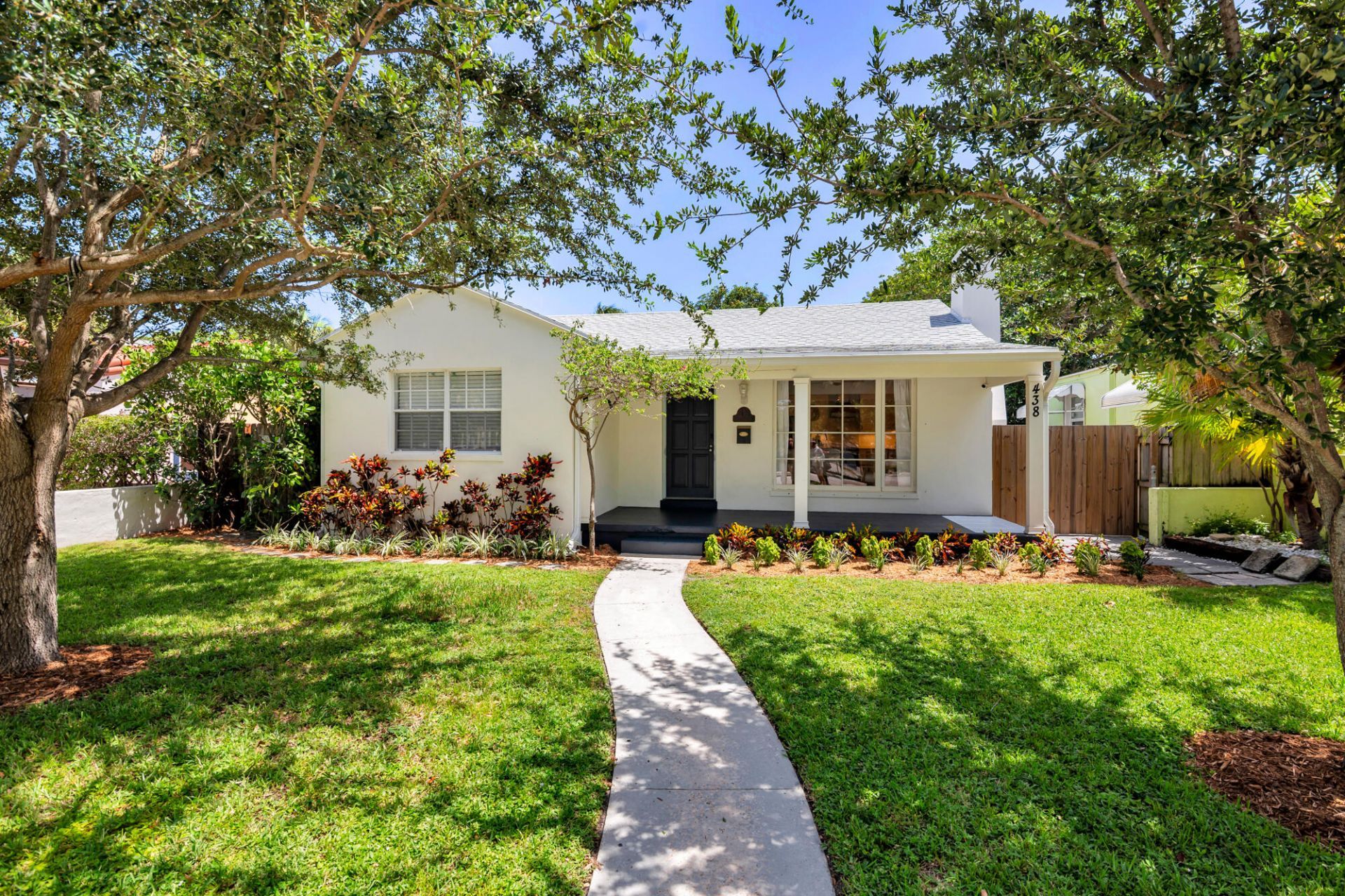 438 38th Street, West Palm Beach, FL 33407 Photo