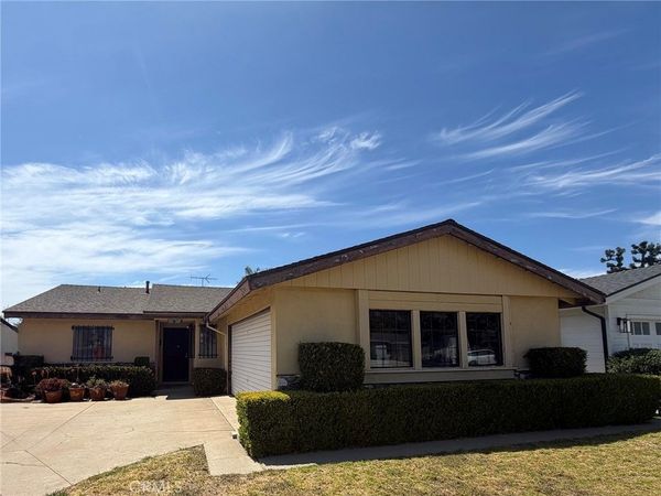 181 College Park Drive, Seal Beach, CA 90740