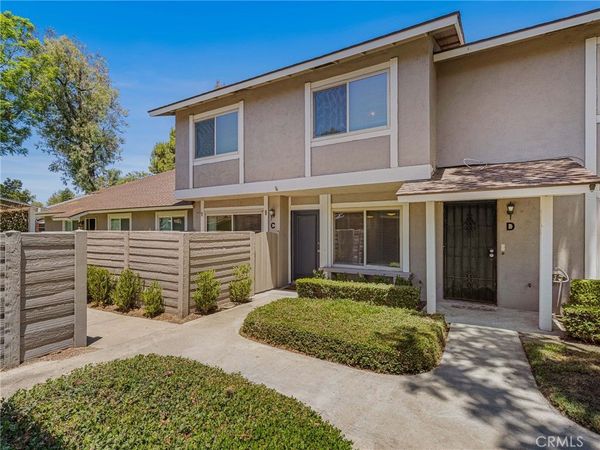 1726 N Oak Knoll, Unit C, Anaheim, CA 92807