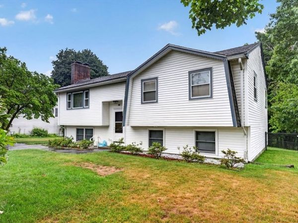 1578 Varnum, Lowell, MA 01854