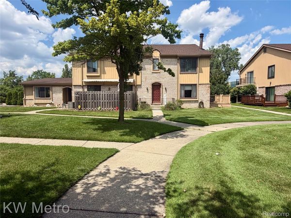 41694 Bedford, Wayne, Mi 48187