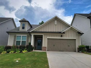 5414 Town Square Way , Flowery Branch, GA 30542