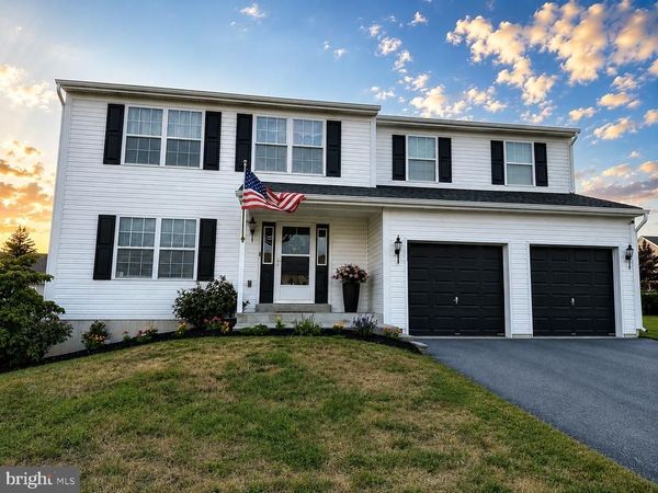 29 SOLVAY DRIVE, READING, PA 19605