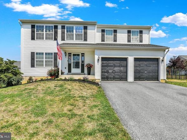 29 SOLVAY DRIVE, READING, PA 19605