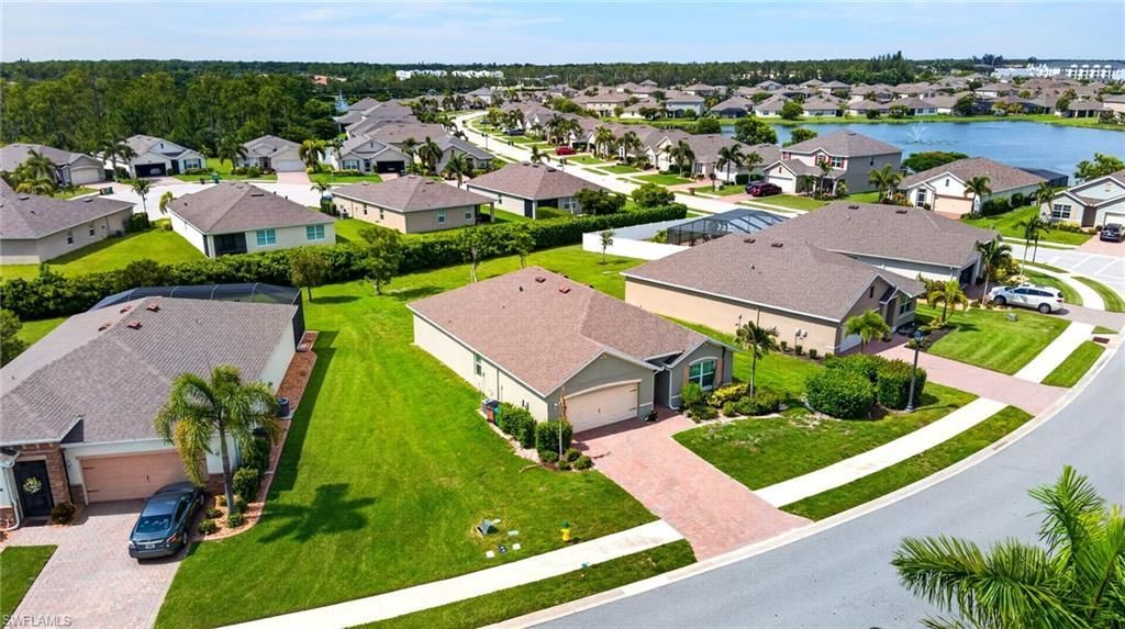 2547 Village Of Entrada St, Cape Coral, FL 33909 Photo