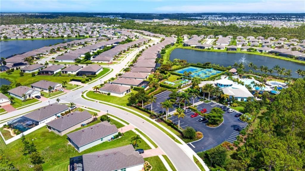 2547 Village Of Entrada St, Cape Coral, FL 33909 Photo
