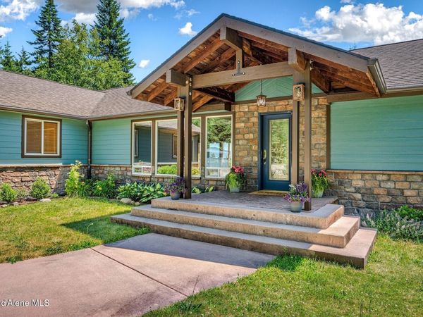 218 Topaz Trail , Sandpoint, ID 83864