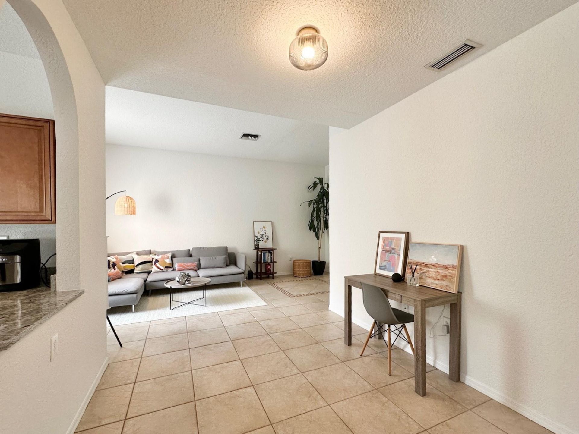 639 NW 130th Way, Pembroke Pines, FL 33028 Photo