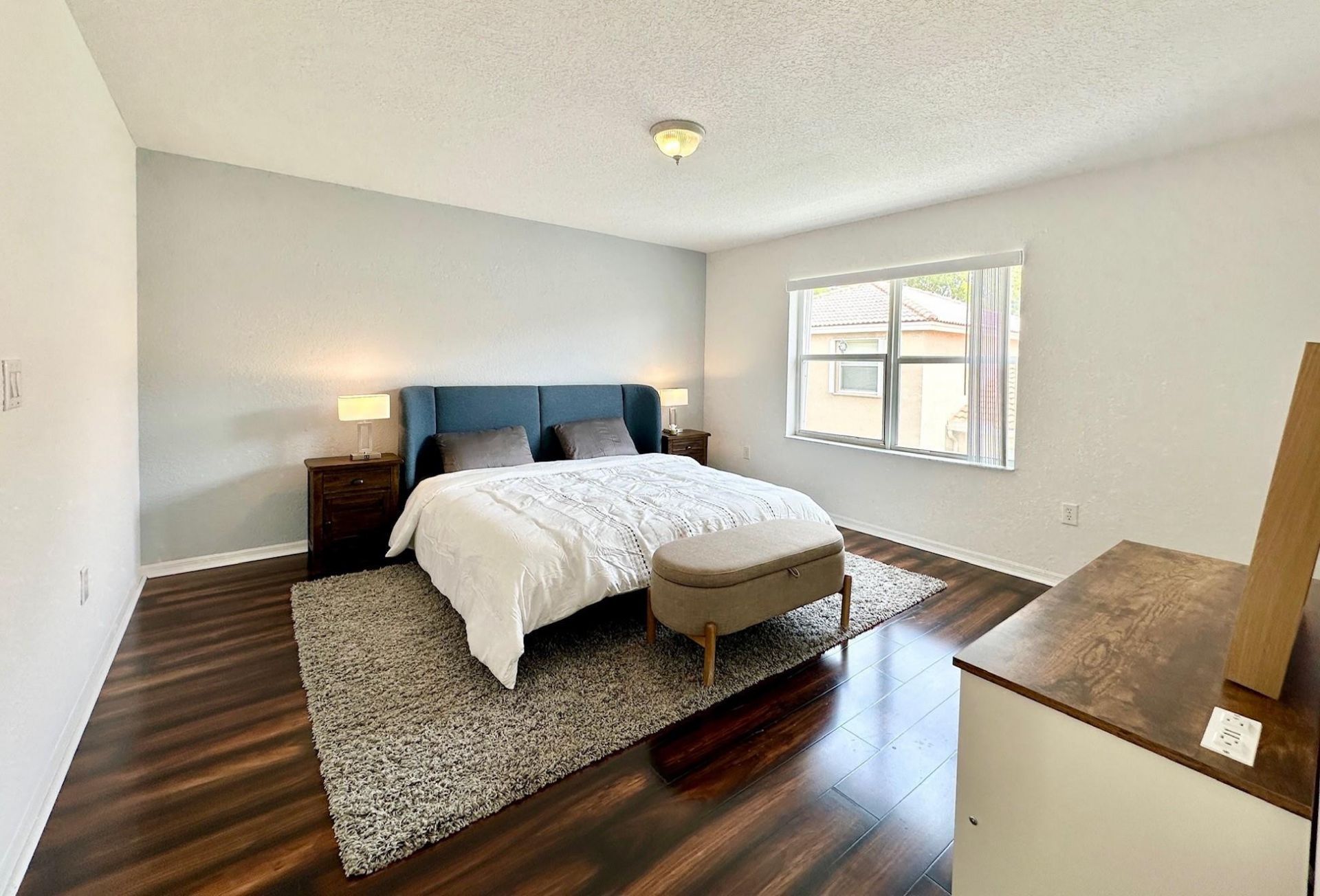 639 NW 130th Way, Pembroke Pines, FL 33028 Photo