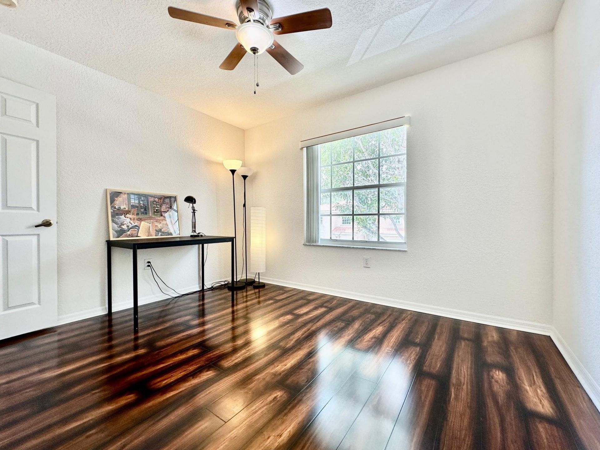 639 NW 130th Way, Pembroke Pines, FL 33028 Photo