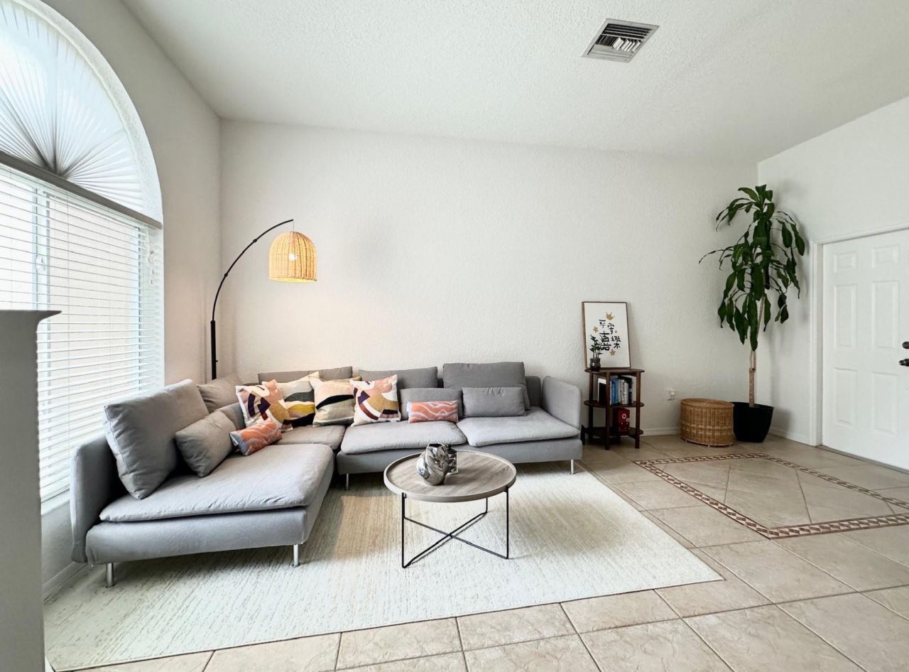 639 NW 130th Way, Pembroke Pines, FL 33028 Photo