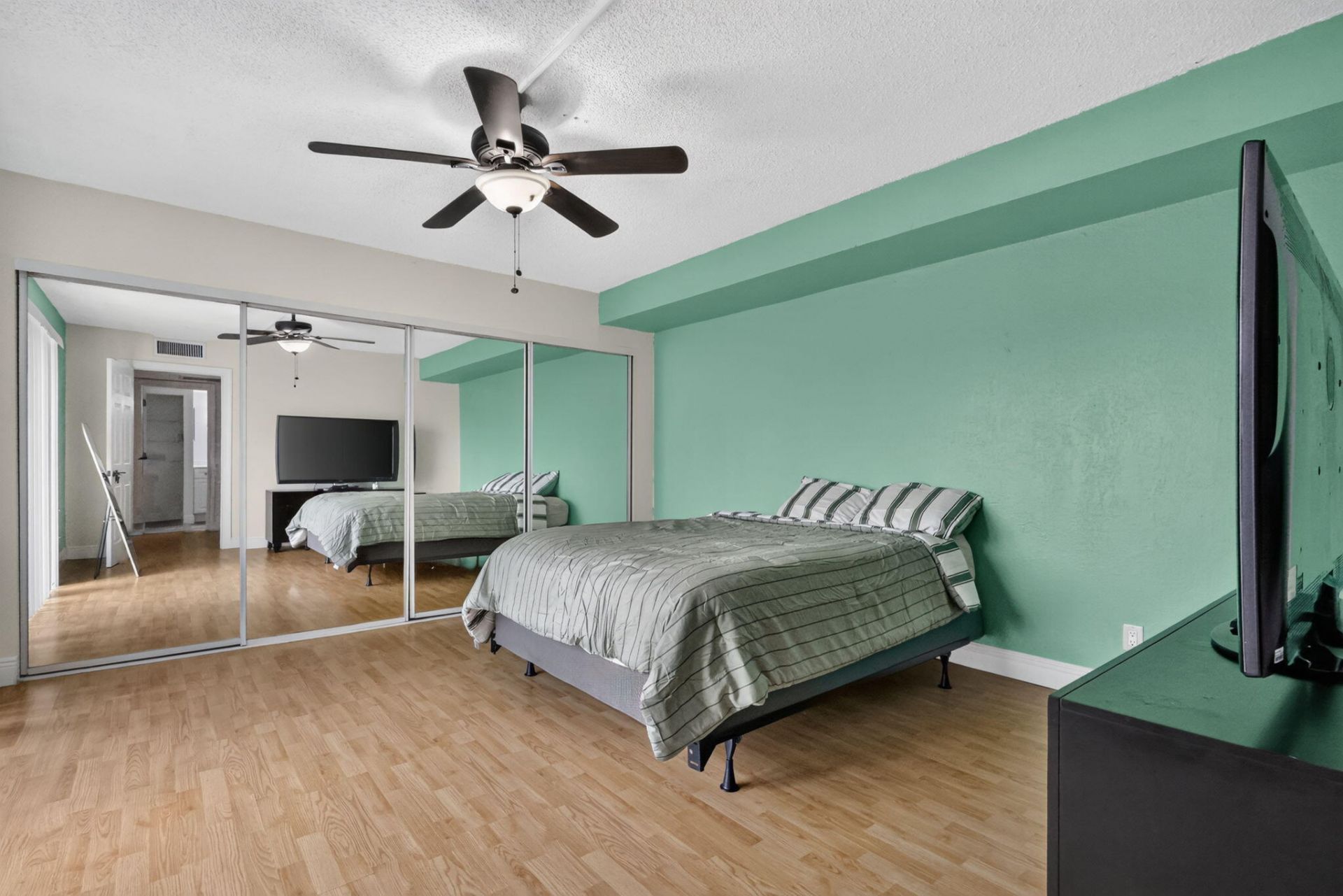 1201 Waterview Circle, Unit 12a, Palm Springs, FL 33461 Photo