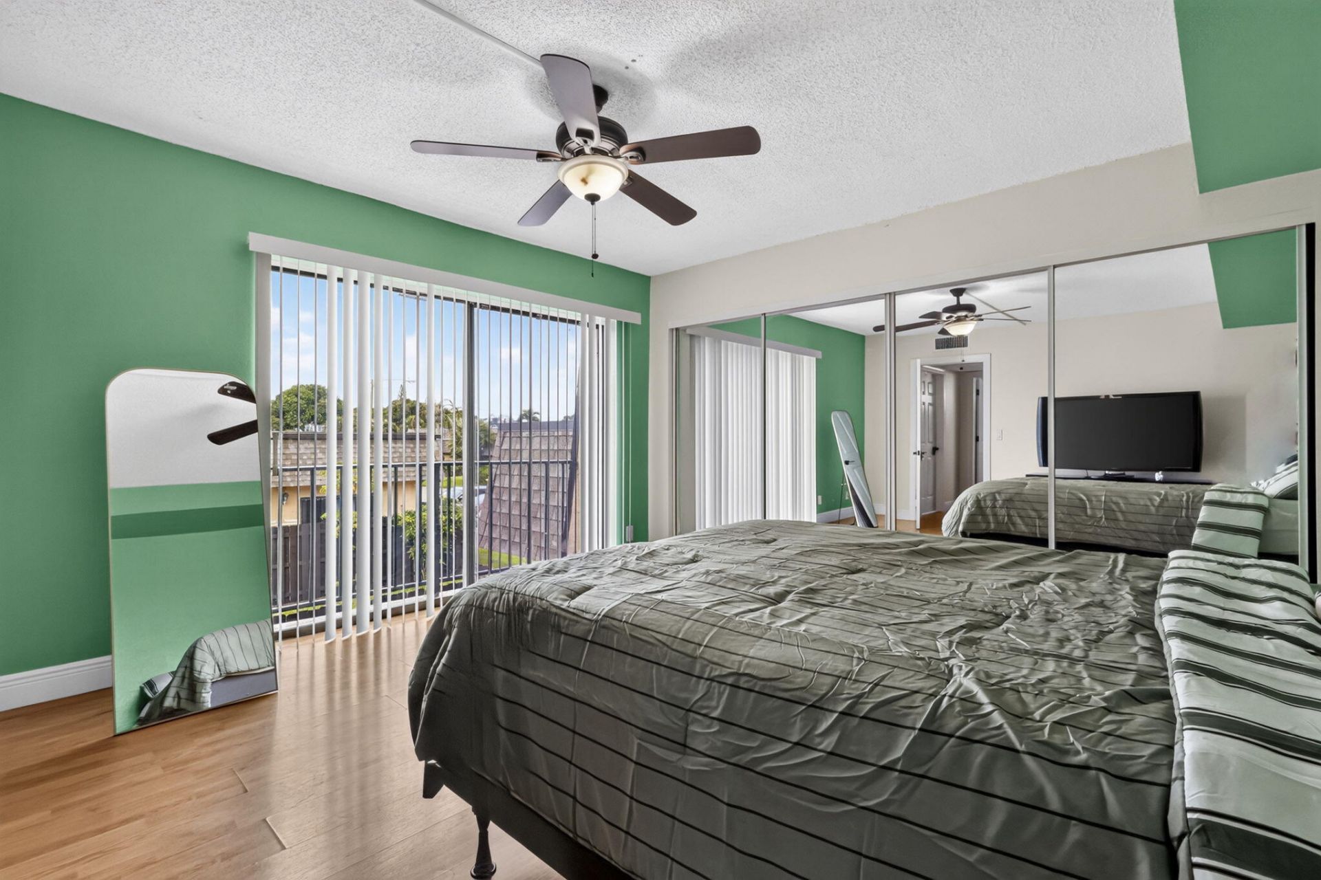 1201 Waterview Circle, Unit 12a, Palm Springs, FL 33461 Photo
