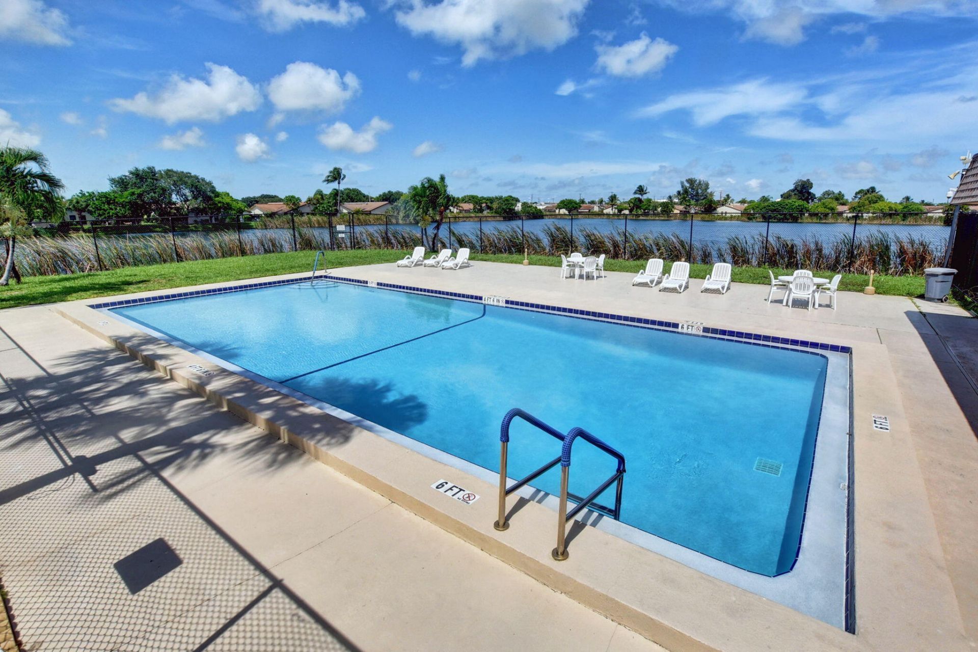 1201 Waterview Circle, Unit 12a, Palm Springs, FL 33461 Photo