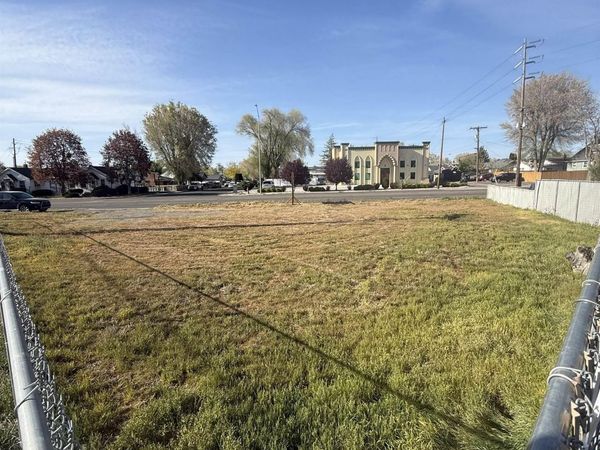 448 Addison Avenue, Twin Falls, ID 83301