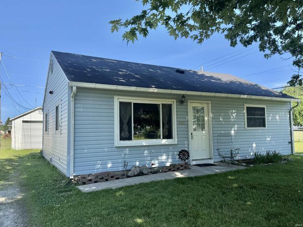 900 Villa Terrace, Kendallville, IN 46755